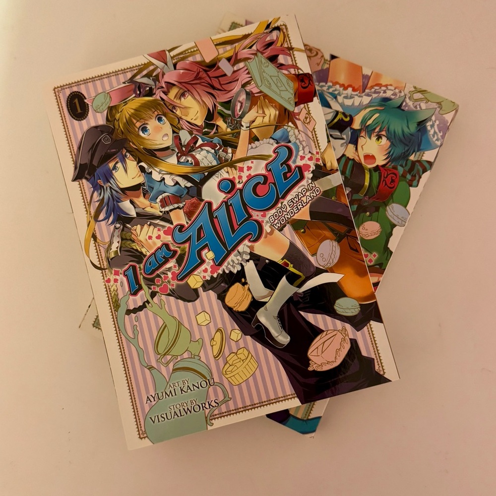 I Am Alice: Body Swap in Wonderland Manga Volumes 1 & 2